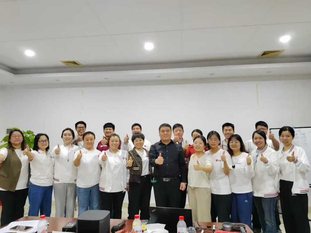 广东德乐赋能东莞乐盟食品系列课程之“自我发展与管理能力提升”培训学习