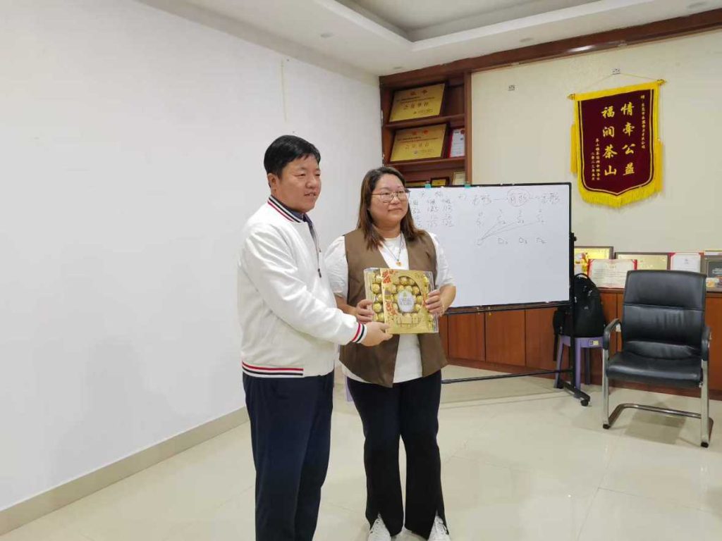 广东德乐赋能东莞乐盟食品系列课程之“自我发展与管理能力提升”培训学习