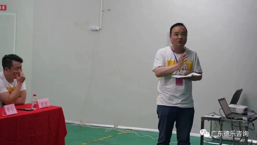 武汉旭中旭食品第三阶段管理变革启动大会隆重召开